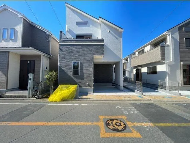 Kolet Yonohonmachi #09 - Exterior - ["Road surface", "Asphalt", "Urban design"]