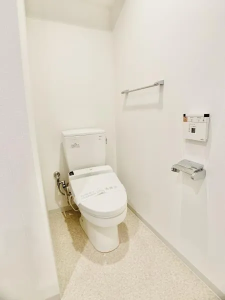 My Plaisir Hiroo - Interior - ["Toilet seat", "Plumbing fixture", "Toilet"]