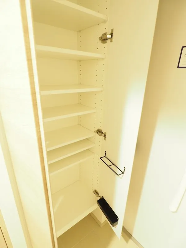 CREVIA RXE Nippori - Interior - ["Fixture", "Wood", "Flooring"]