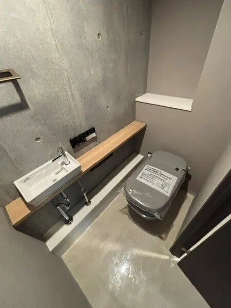 EXAM AKASAKA - Interior - ["Plumbing fixture", "Plumbing", "Tile"]