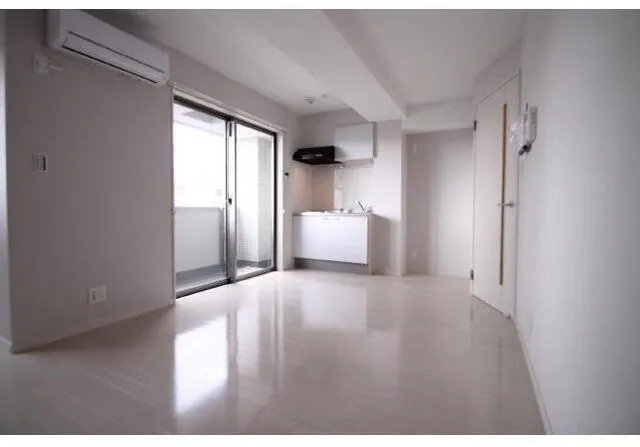 Polar Oku - Interior - ["Apartment", "Floor", "Ceiling"]