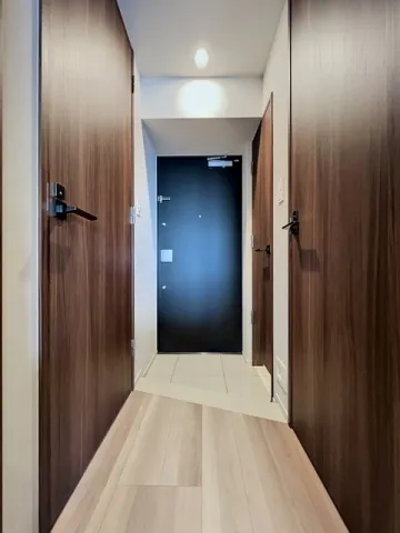 Lugente Itabashi - Interior - ["Flooring", "Wood flooring", "Wood"]