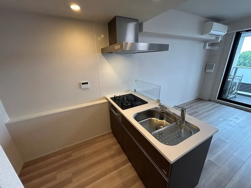 Primal Nerima Toshimaen - Interior - ["Floor", "Flooring", "Apartment"]
