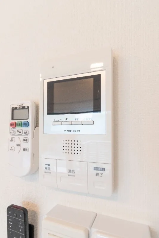 Lasiklas Saginomiya - Interior - ["Electronic device", "Machine", "Home Security"]