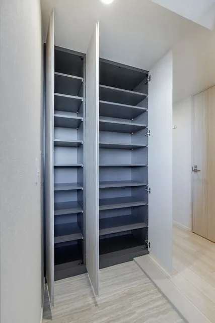 Terrace Kitasenju - Interior - ["Flooring", "Wood", "Interior design"]