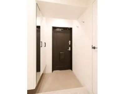 Roppongi View Tower - Interior - ["Door", "Building", "Fixture"]