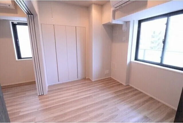 LEFONT PROGRESS SHIBUYA HILLTOP - Interior - ["Building", "Window", "Fixture"]