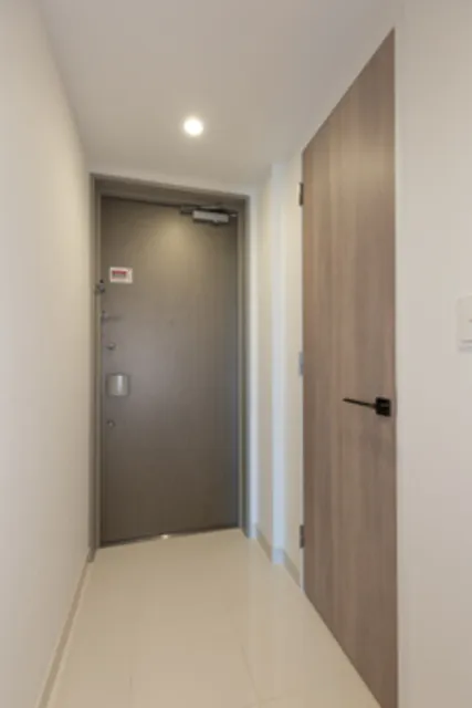 LEGASIS Nakameguro - Interior - ["Door", "Fixture", "Building"]
