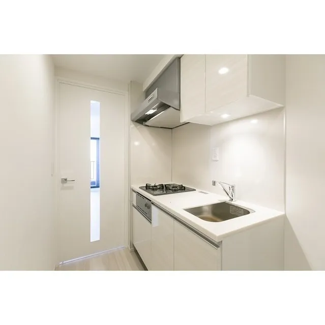 Comforia Nishiogikubo - Interior - ["Tap", "Cabinetry", "Sink"]