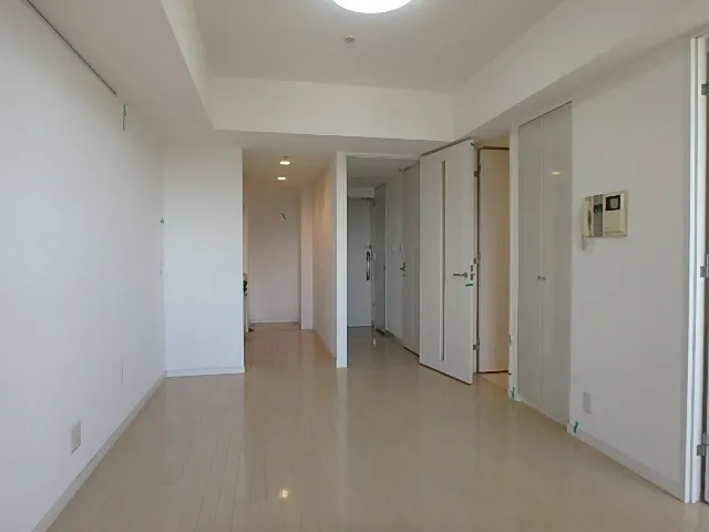 Arden Komazawa Park Front - Interior - ["Floor", "Flooring", "Wood"]