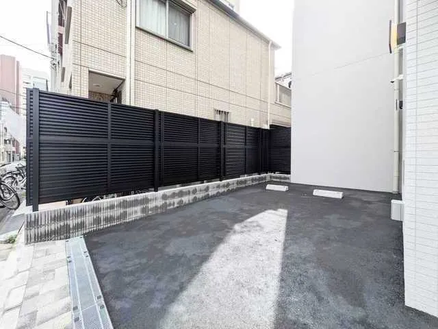 Geoent Ueno Inaricho - Other - ["Composite material", "Grey", "Metal"]