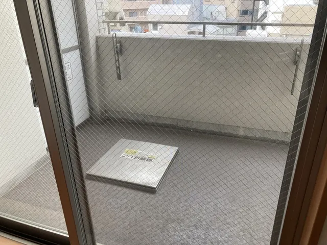 Jera Ebisu Residence - Interior - ["Floor", "Flooring", "Composite material"]