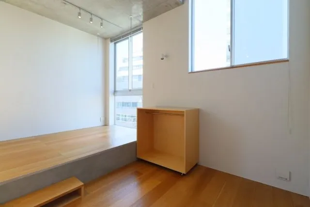 VILLETTA KOMAGOME - Interior - ["Flooring", "Wood flooring", "Floor"]