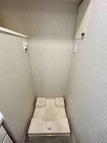 Nisshin Parastage Itabashi Takinogawa - Interior - ["Floor", "Silver", "Tile Flooring"]