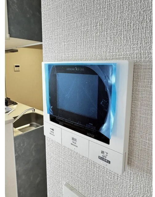 Well Square Hatagaya - Interior - ["Electronic device", "Technology", "Display device"]