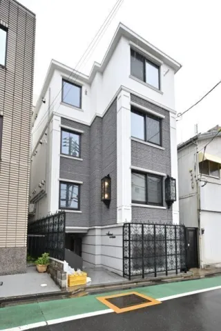 Apartment Koishikawa Korakuen - Exterior - ["Residential area", "Neighbourhood", "Apartment"]