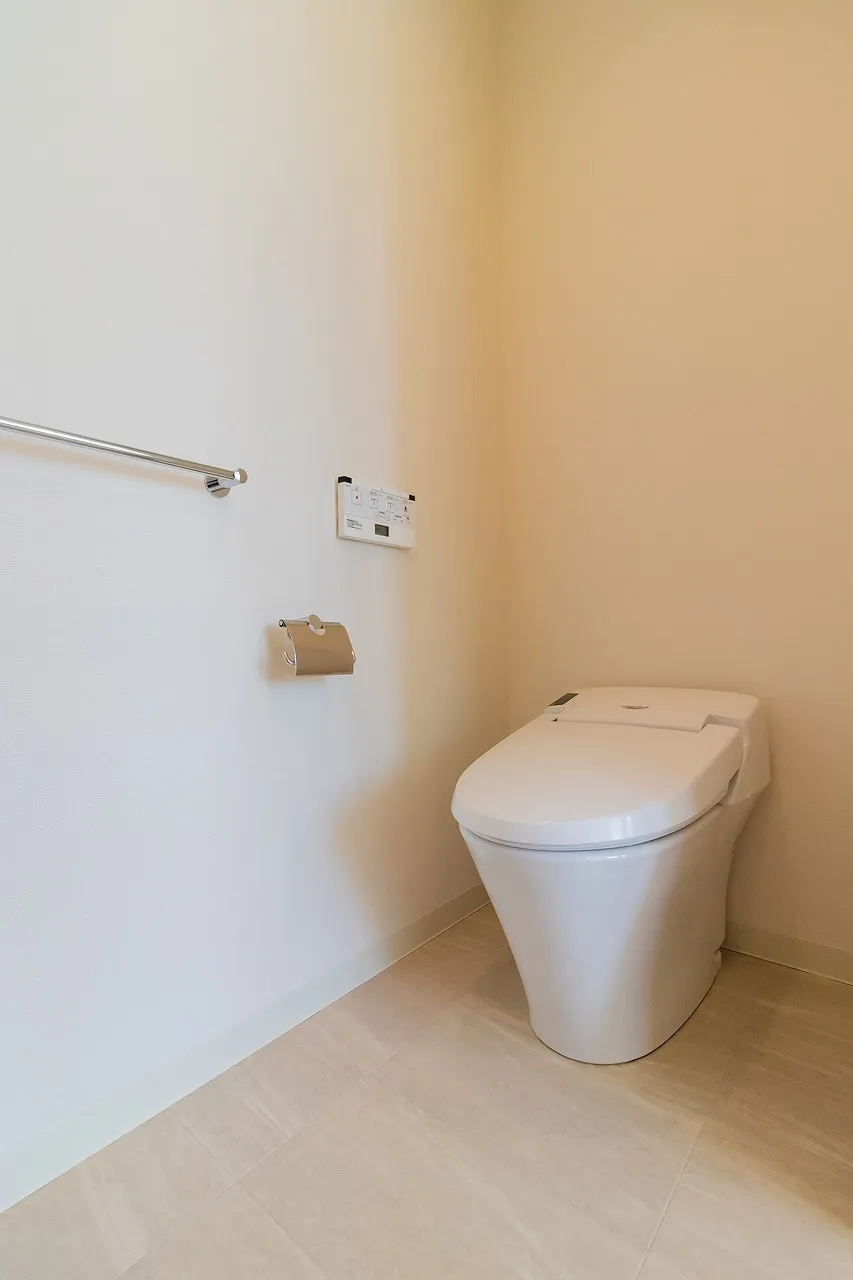Central Park Tower La Tour Shinjuku - Interior - ["Toilet seat", "Toilet", "Bathroom"]