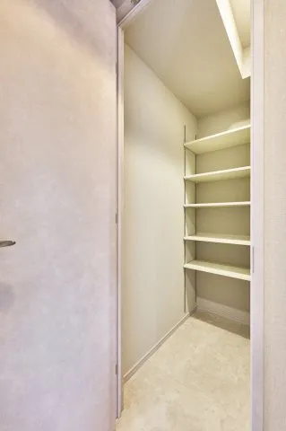 Proud Flat Nishikamata - Interior - ["Flooring", "Floor", "Door"]