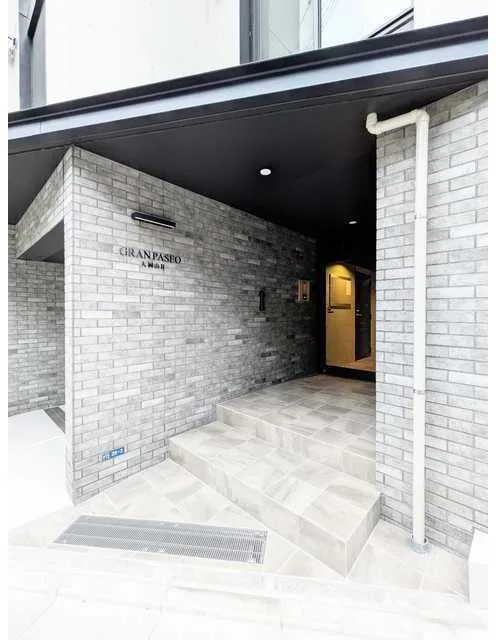 Gran Paseo Ookayama II - Exterior - ["Composite material", "Building material", "Silver"]