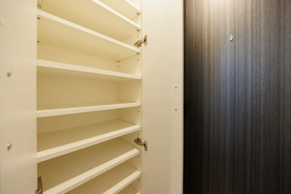 Hmlet Morishita II - Interior - ["Wood", "Flooring", "Interior design"]