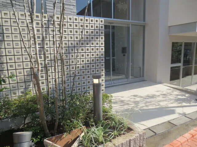 MAISON SENZOKUIKE - Exterior - ["Property", "Iron", "Wall"]