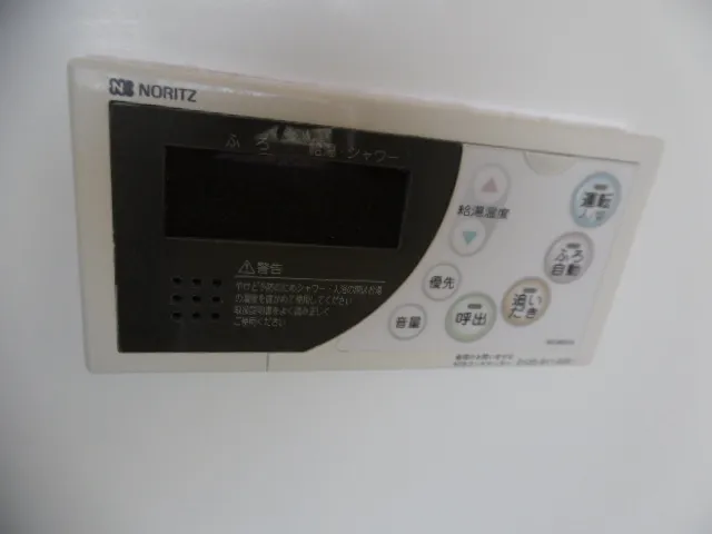 Leaf Comfort Akabane - Interior - ["Electronic device", "Technology", "Machine"]