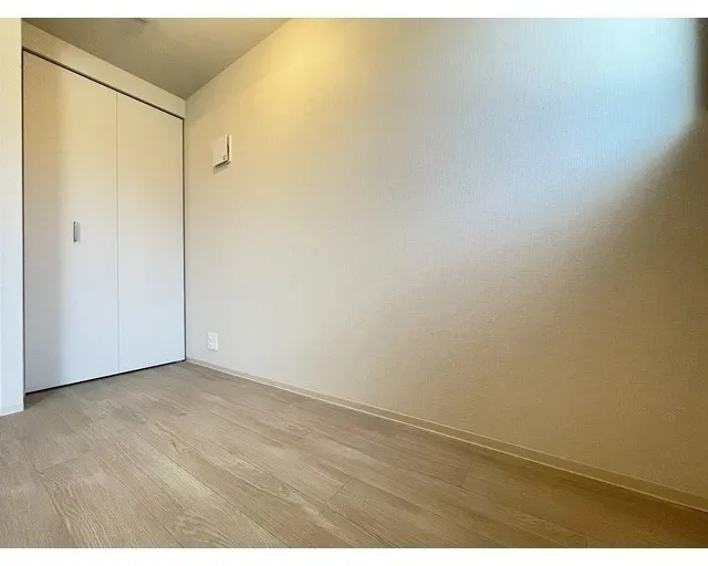 Well Square Yawata-Yama - Interior - ["Flooring", "Floor", "Wood flooring"]