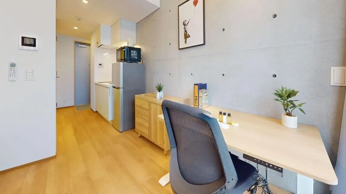 Hmlet Gakugei Daigaku - Interior - ["Flooring", "Interior design", "Furniture"]