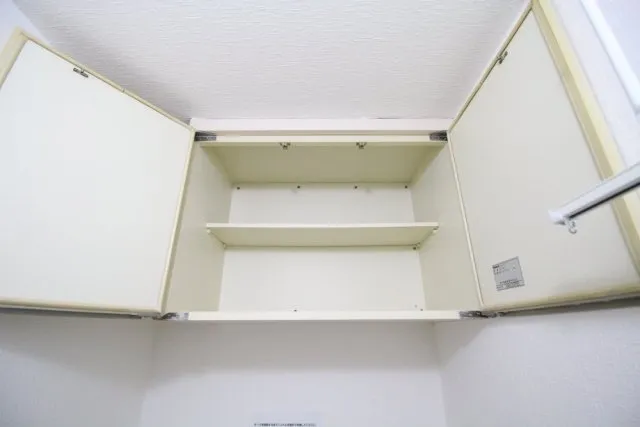 Pastel U - Interior - ["Wood", "Flooring", "Cabinetry"]