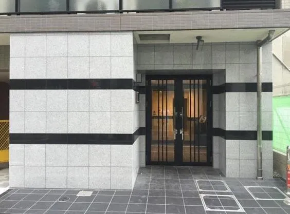 Log Ginza East - Other - ["Building material", "Tile", "Home Door"]