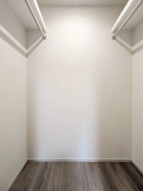 Gracia Fit Sangenjaya - Interior - ["Wood", "Flooring", "Ceiling"]