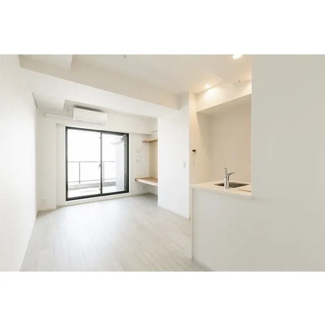 Comforia Nishiogikubo - Interior - ["Property", "Building", "Window"]