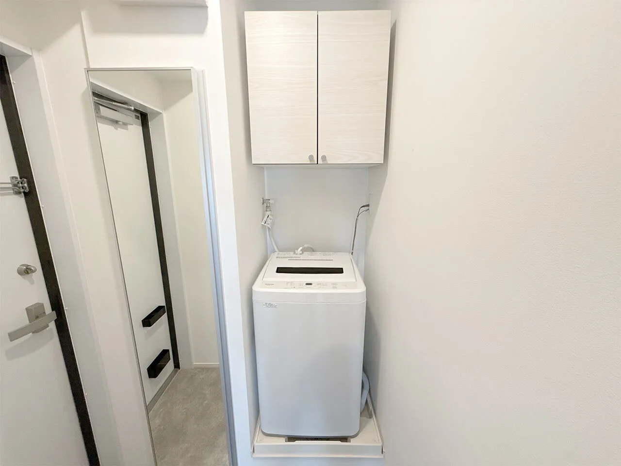 Mynavi STAY Global Harajuku Maison - Interior - ["Washing machine", "Wood", "Major appliance"]