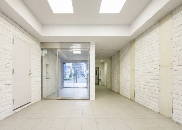 Comforia Shibaura - Exterior - ["Floor", "Flooring", "Ceiling"]