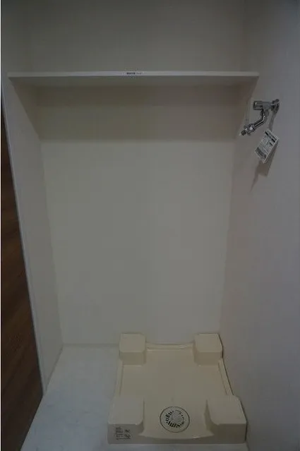 Ambiente Komagome - Interior - It will be a separate room with the same type of interior view. The color is dark