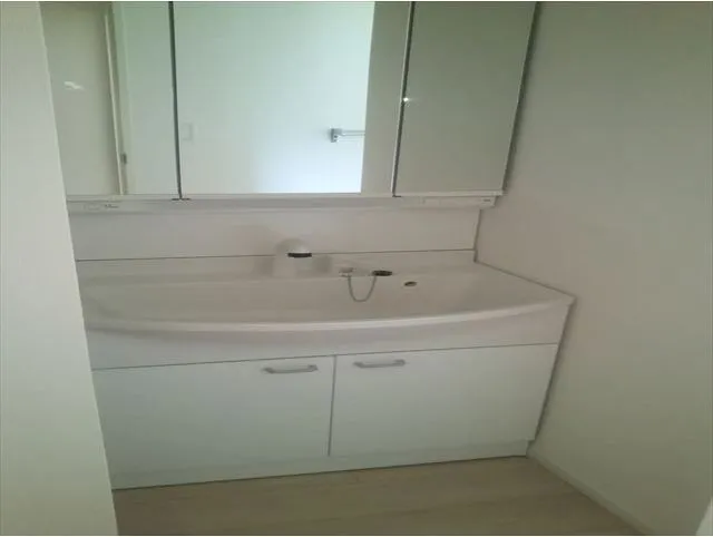 Kolet Yokohama Rokkakubashi #04 - Interior - ["Bathroom Sink", "Plumbing fixture", "Sink"]