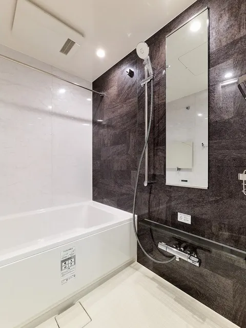 Baus Flats Kuramae - Interior - ["Flooring", "Plumbing fixture", "Interior design"]