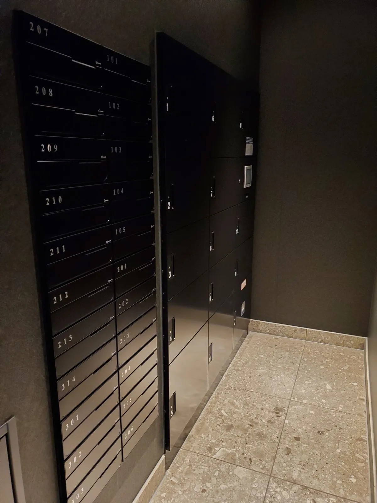 KI-LIGHT KINSHICHO - Other - ["Door", "Floor", "Flooring"]
