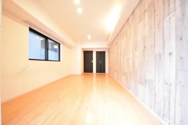 Village Minami Aoyama - Interior - ["Hall", "Rectangle", "Building"]