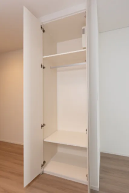 LEGASIS Nakameguro - Interior - ["Wood", "Fixture", "Flooring"]