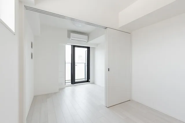 JPnoie Monzennakacho - Interior - ["Building", "Fixture", "Hall"]