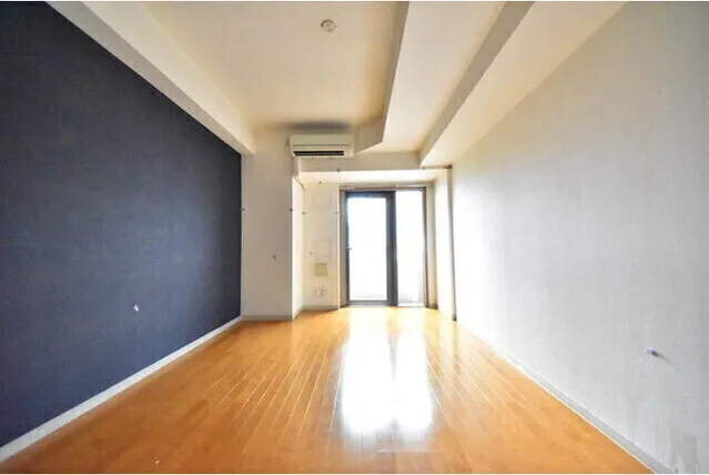 Aperto Nishi Shinjuku - Interior - ["Wood", "Fixture", "Building"]