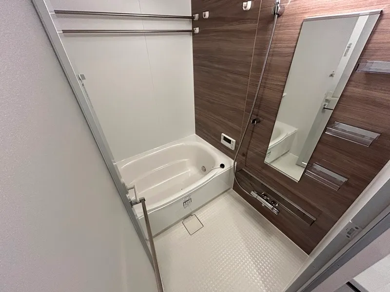 LiveCasa Nishinomiya - Interior - ["Flooring", "Floor", "Plumbing fixture"]