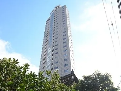 Prime Urban Shinjuku Natsumezaka Tower Residence - Exterior - ["Cloud", "Sky", "Building"]