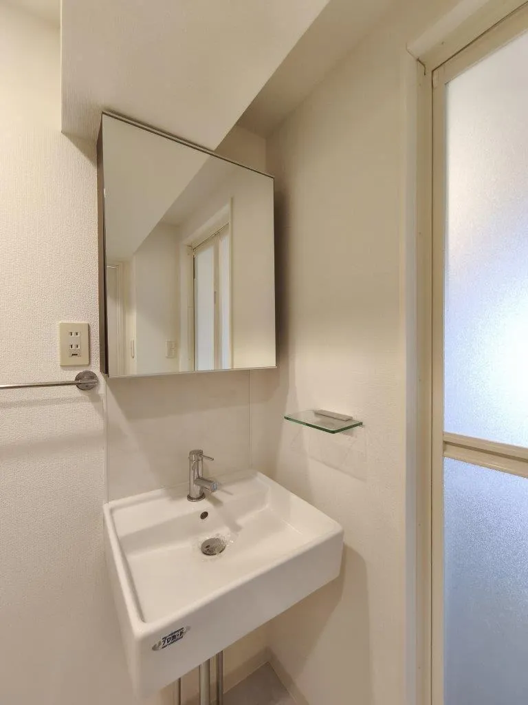 ONE ROOF FLAT NISHIWASEDA - Interior - ["Wall", "Plumbing fixture", "Flooring"]