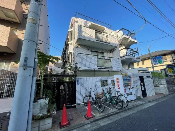 Neo High City Kyodo Room 203