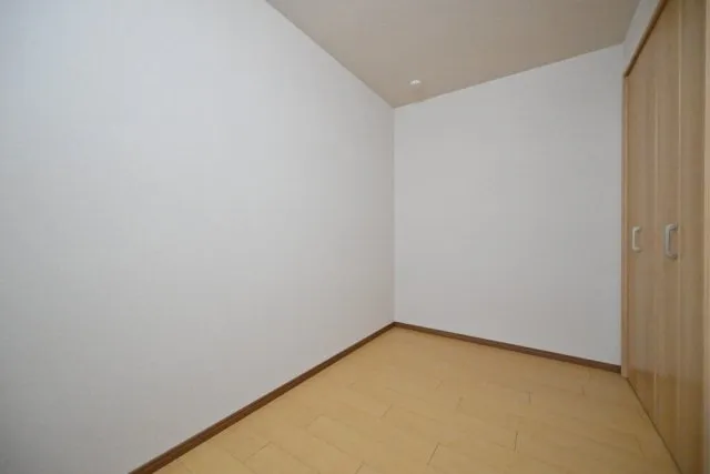CENTRAL GARDEN RESIDENCE TOKYO - Interior - ["Wall", "Flooring", "Wood"]
