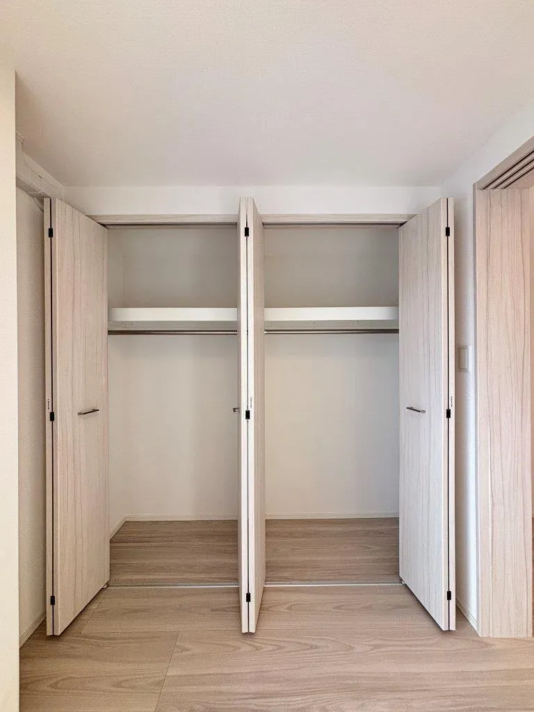 Lefon Livent Suginami Eifuku - Interior - ["Wood", "Flooring", "Floor"]