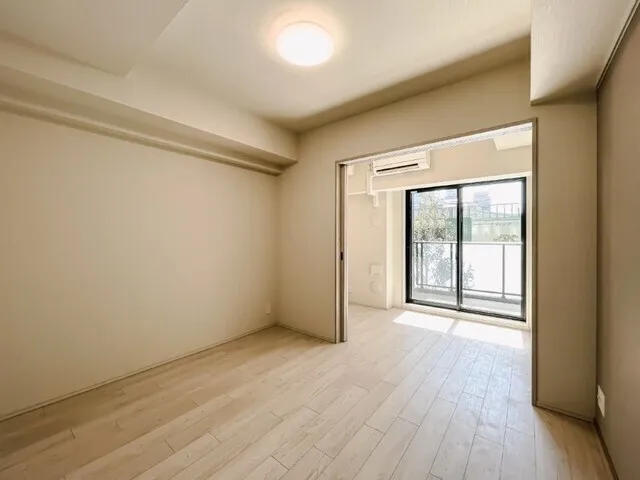 Brookside Residence Kiba - Interior - ["Floor", "Flooring", "Ceiling"]
