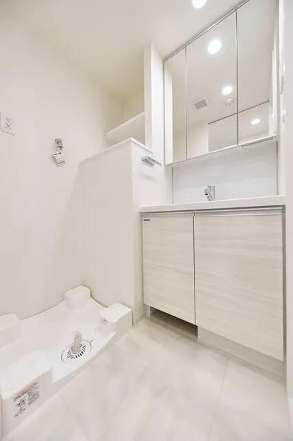 Prime Bliss Shinagawa Hatanodai - Interior - ["Flooring", "Floor", "Interior design"]